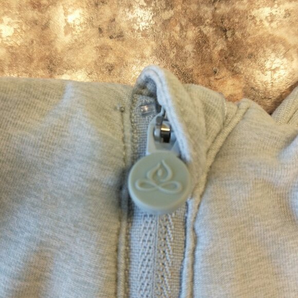 Women's Apana Yoga Light Green  Long Sleeve Athletic Top Size Small - Picture 5 of 10